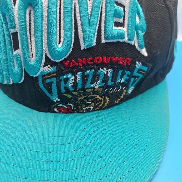 Vancouver Grizzlies New Era 9FIFTY Hardwood Classics Snapback Hat NBA Spell Out - Picture 3 of 8